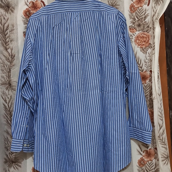 Ralph Lauren - Picture 2 of 5